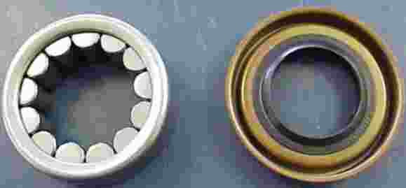 Axle bearing and seal